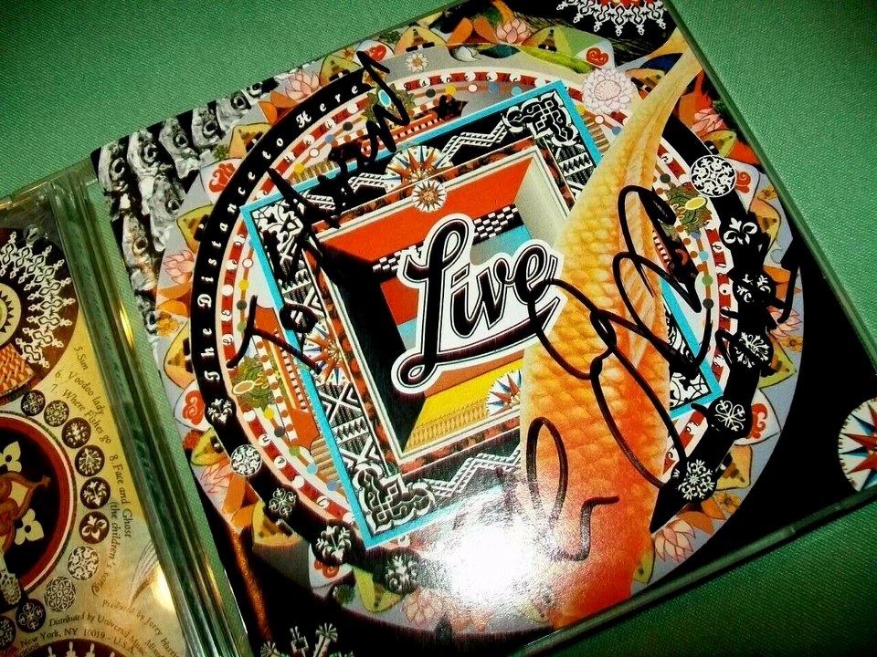 Live Selten Unterzeichnet CD The Distance To Here - Bild 2 von 2