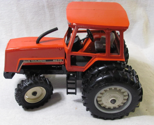 ERTL Allis Chalmers 8070 Tractor 1992 National Farm Toy Museum Comm Edition 1/16 - Picture 4 of 23