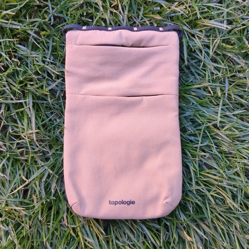 Topologie The Bag Handytasche Tasche Reise beige taupe Tech Camp Wandern Outdoor