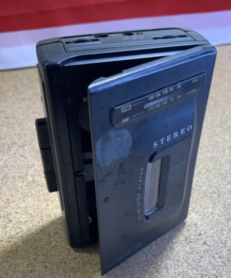 Windsor AM/FM Stereo Cassette Player, Model CS-700N, Black, NO Headphones, WORKS