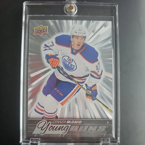 Connor McDavid 2024-25 Upper Deck Series 1 Young Guns Retro Outburst ￼