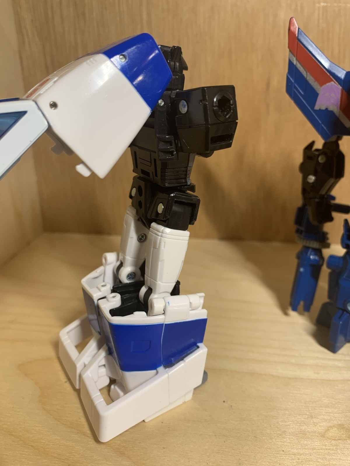 Transformers Incomplete Lot Of (3) Deluxe Thundercracker~Studio Barricade~Jazz