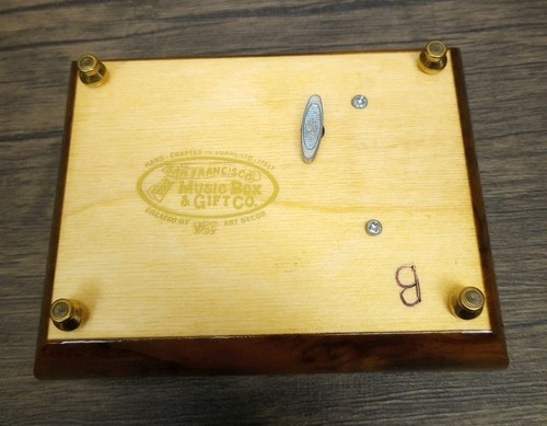 Vintage Holz Musik/ Schmuckkästchen/ Italien. The Music Box & Gift Co. Swan Inlay - Bild 3 von 5