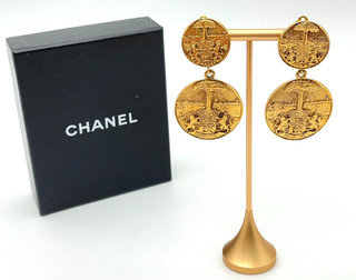 Auth Chanel GD Coat of Arms Double Disc Dangle ClipOn Earrings WBox IJE100150