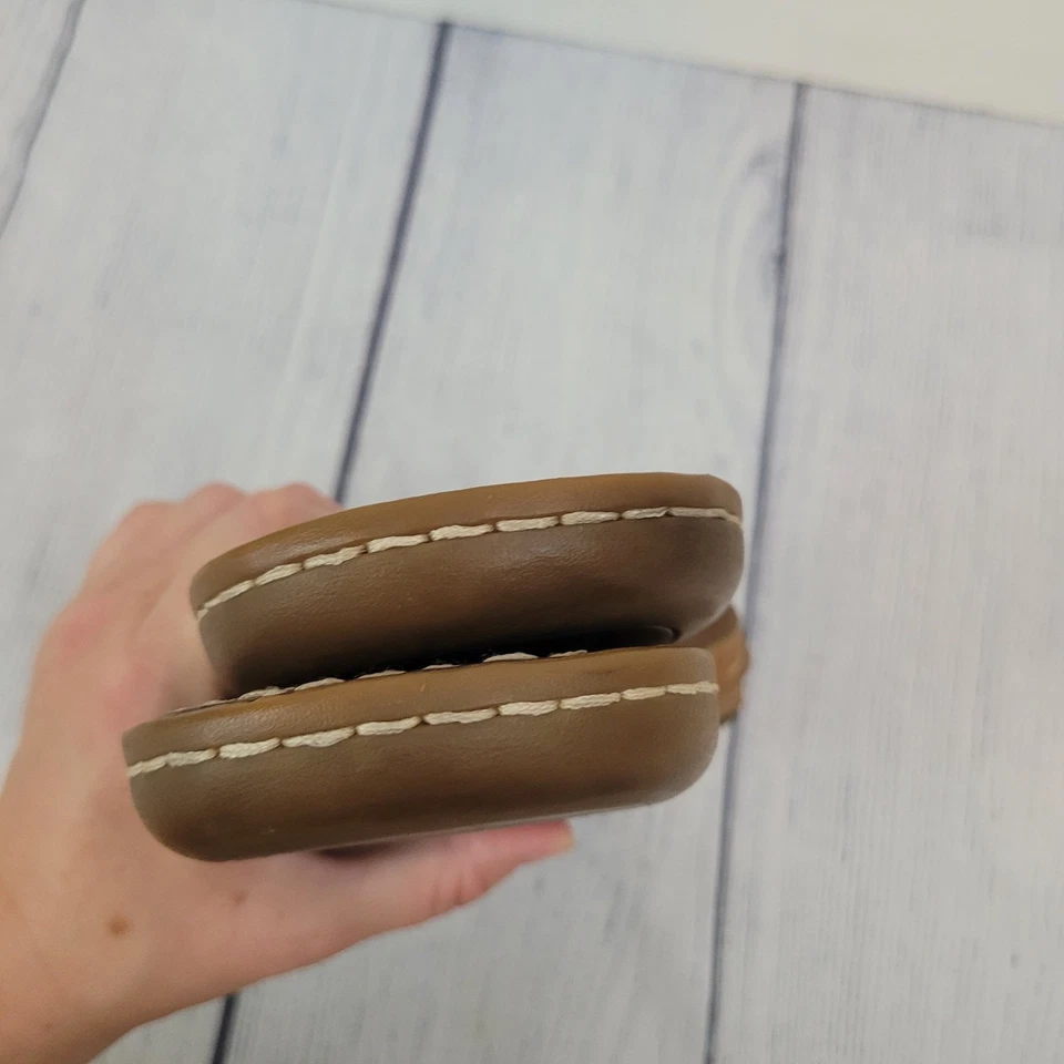 Margaritaville Size 12 Men's Leather Flip Flops Jimmy Buffet Sandals - Image 4 of 4