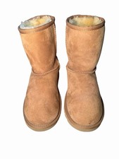 UGG Classic Short II Chestnut Suede Brown Sheepskin Womens Size 4 Boots