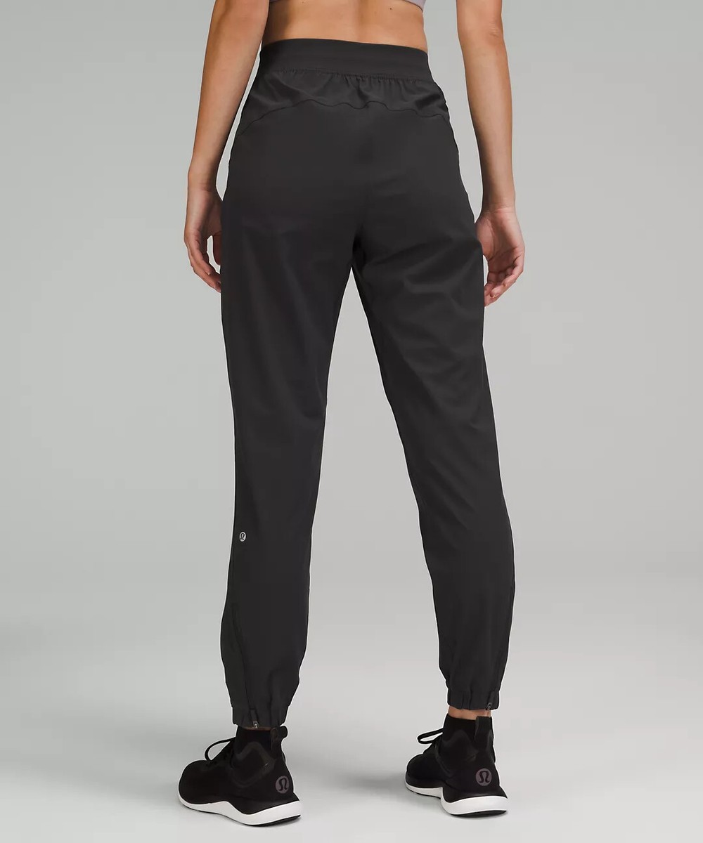 【新品】タグ付き lululemon Adapted State ジョガー S 新品】タグ付き lululemon Adapted State ジョガー S