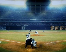 HANK AARON HOME RUN SWING NO.715 BRAVES 8x10 COLOR AA