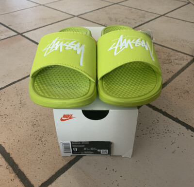NIKE X STUSSY BENASSI サンダル Nike x Stussy Benassi Slides Men's Size 5 Black Embroidered