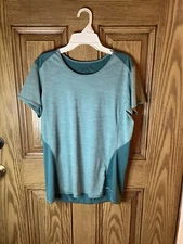 Patagonia Men’s Base Layer T-shirt Size Large 