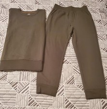 Athletic Works Youth Green Sweat Suit - Top YXL and Bottom YL