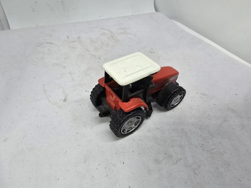 TRACTOR SIKU DIECAST ROJO MASEY FERGUSON SERIE 9240 Foto 2 de 2