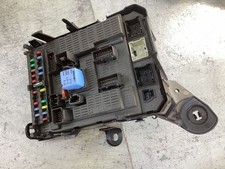 Scatola fusibili completa Peugeot 807 2007 diesel 00046100 MBL10602