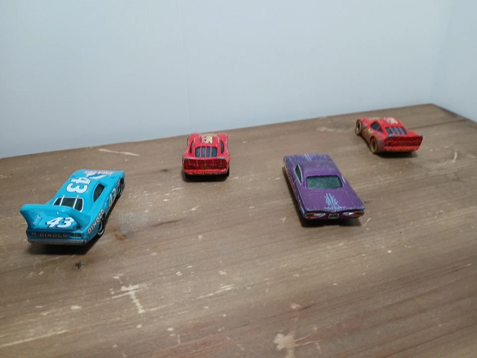 Disney Pixar Cars Character Figures Die-Cast Vehicles Collection Mattel Lot of 4 Foto 4 de 4