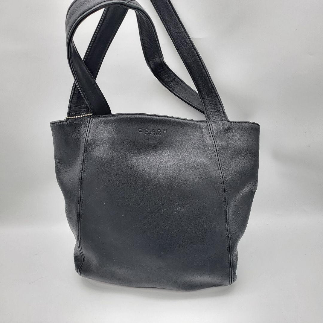 Coach Black Leather Authentic Shoulder Bag G07233315