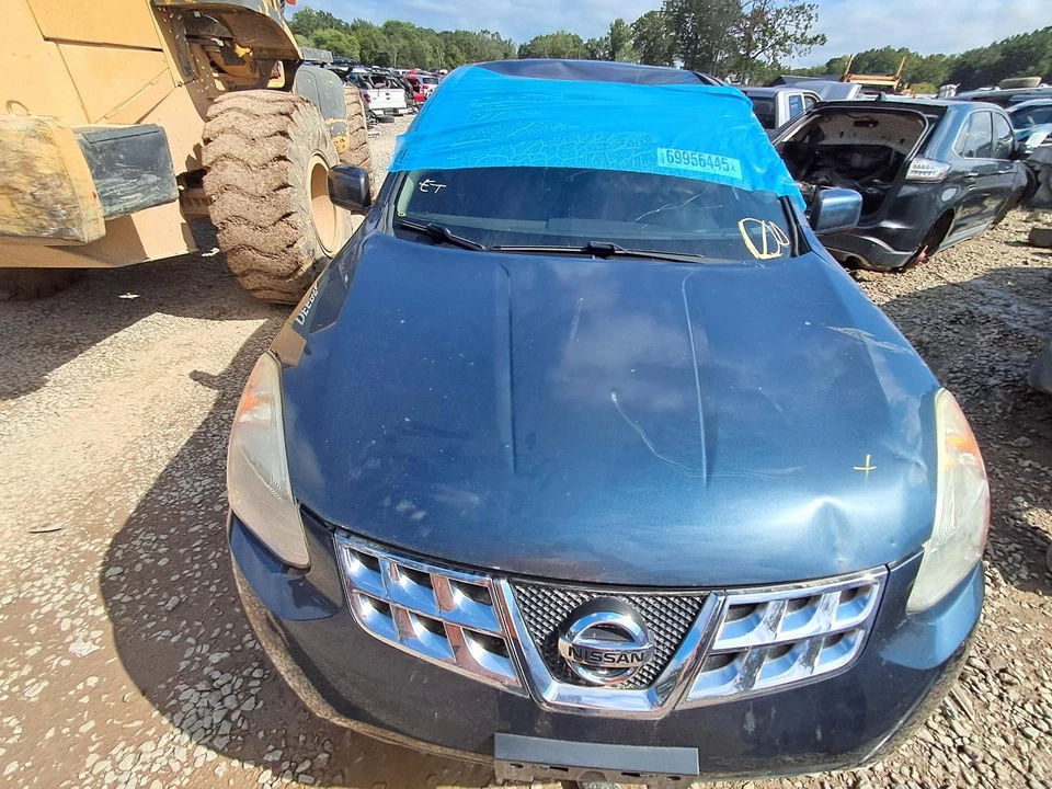 Used Front Bumper Assembly Front fits: 2013 Nissan Rogue exc. Krom w/fog lamps F Foto 2 de 4