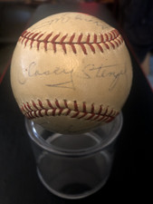 NEW YORK METS TEAM SIGNED ONL BASEBALL CASEY STENGEL 1962-1965, 24 Autographs