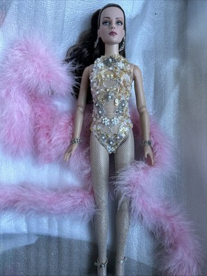 Tonner Tyler Wentworth 2006 FAO SCHWARZ PASTEL PHOENIX SYDNEY