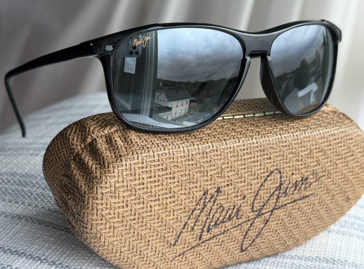 Maui Jim Voyager 2 MJ 178 02II Gloss Black Frame + Neutral Grey