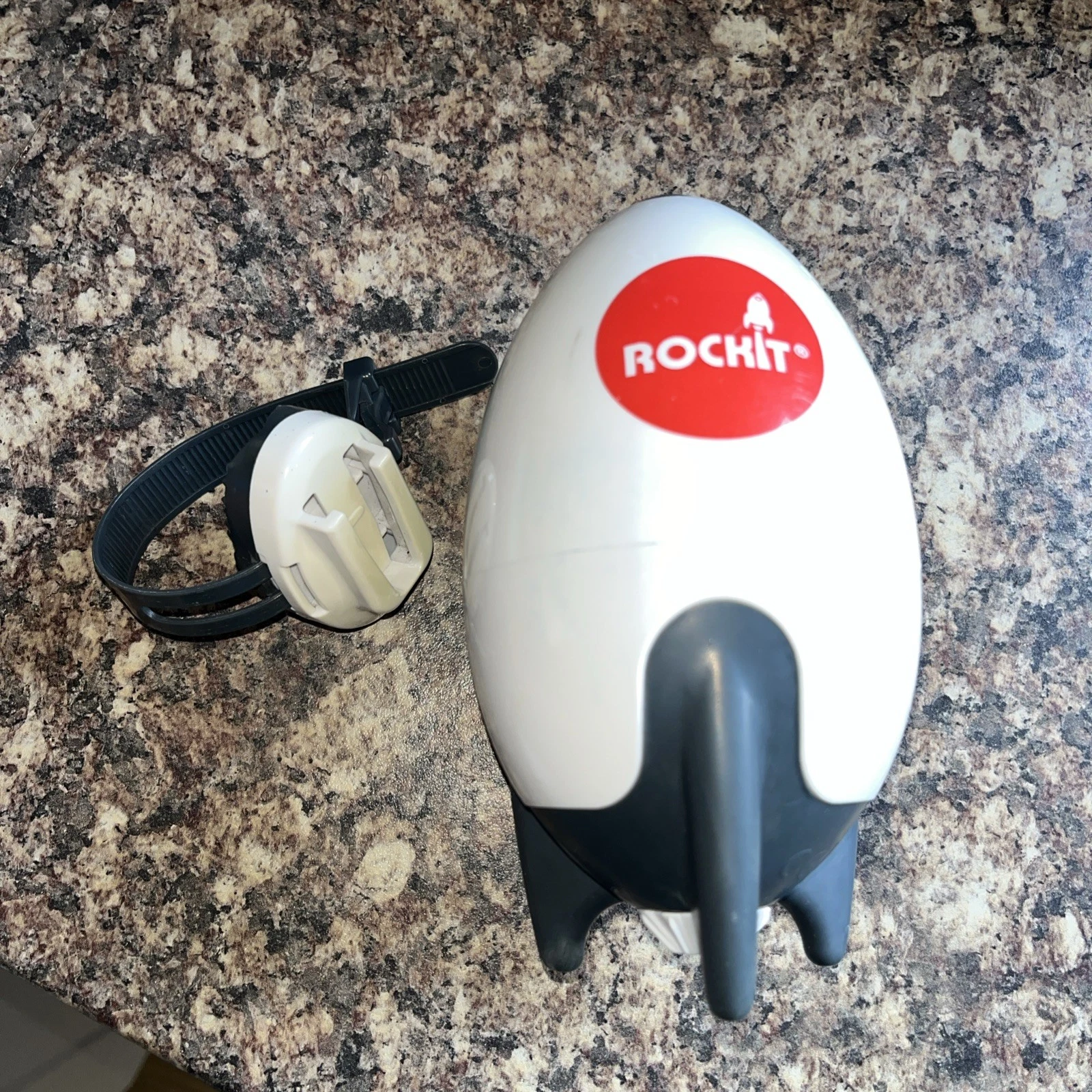 Rockit Stroller Rocker (AA battery version) with mounting bracket fast shipping
Opens in a new windo