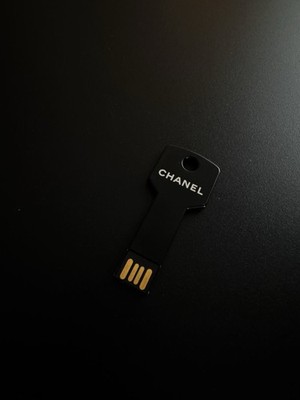 Chanel 2016 Cruise USB Key Limited