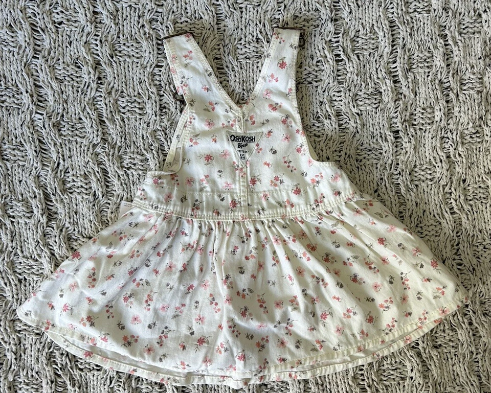 Falda con correas ajustables Oshkosh para bebés niñas Foto 3 de 4