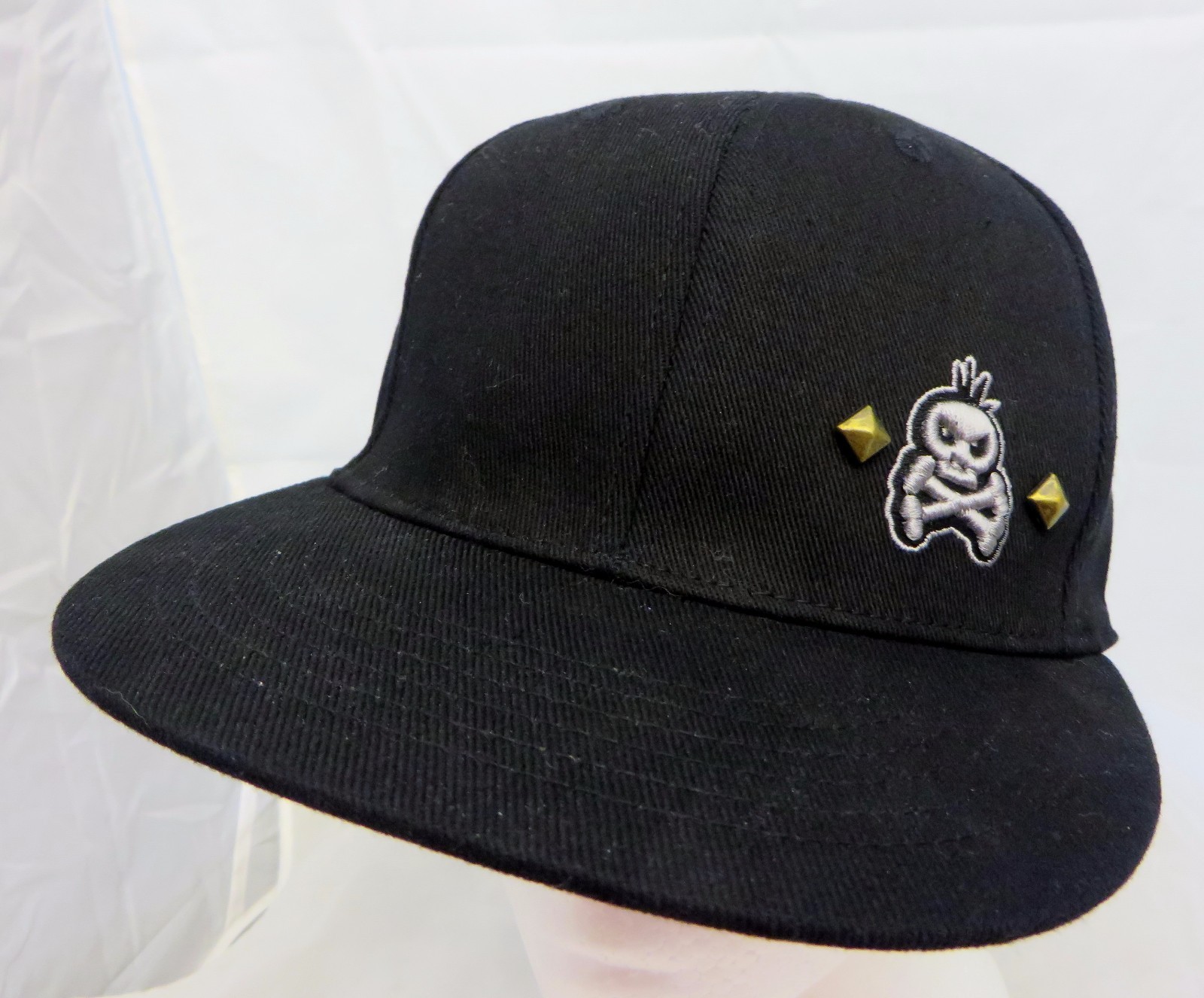 KEWL disorder anarchy skull crossbones adjustable flex fit cap S M