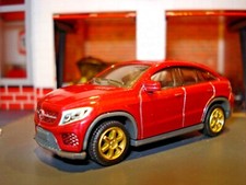 Mercedes Benz GLE 2015 cupé edición personalizada 1/64 de lujo ruedas y neumáticos dorados