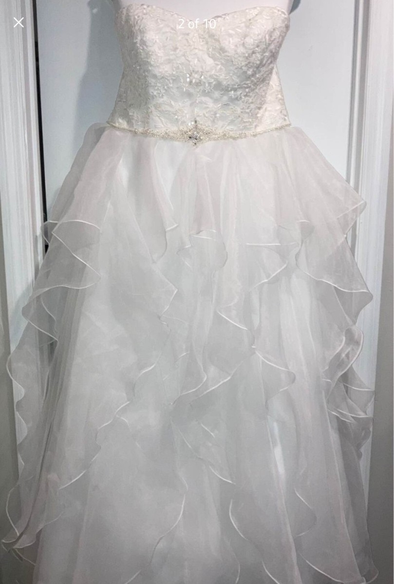 David's Bridal Lace and Organza Wedding Ball Gown size 18w style