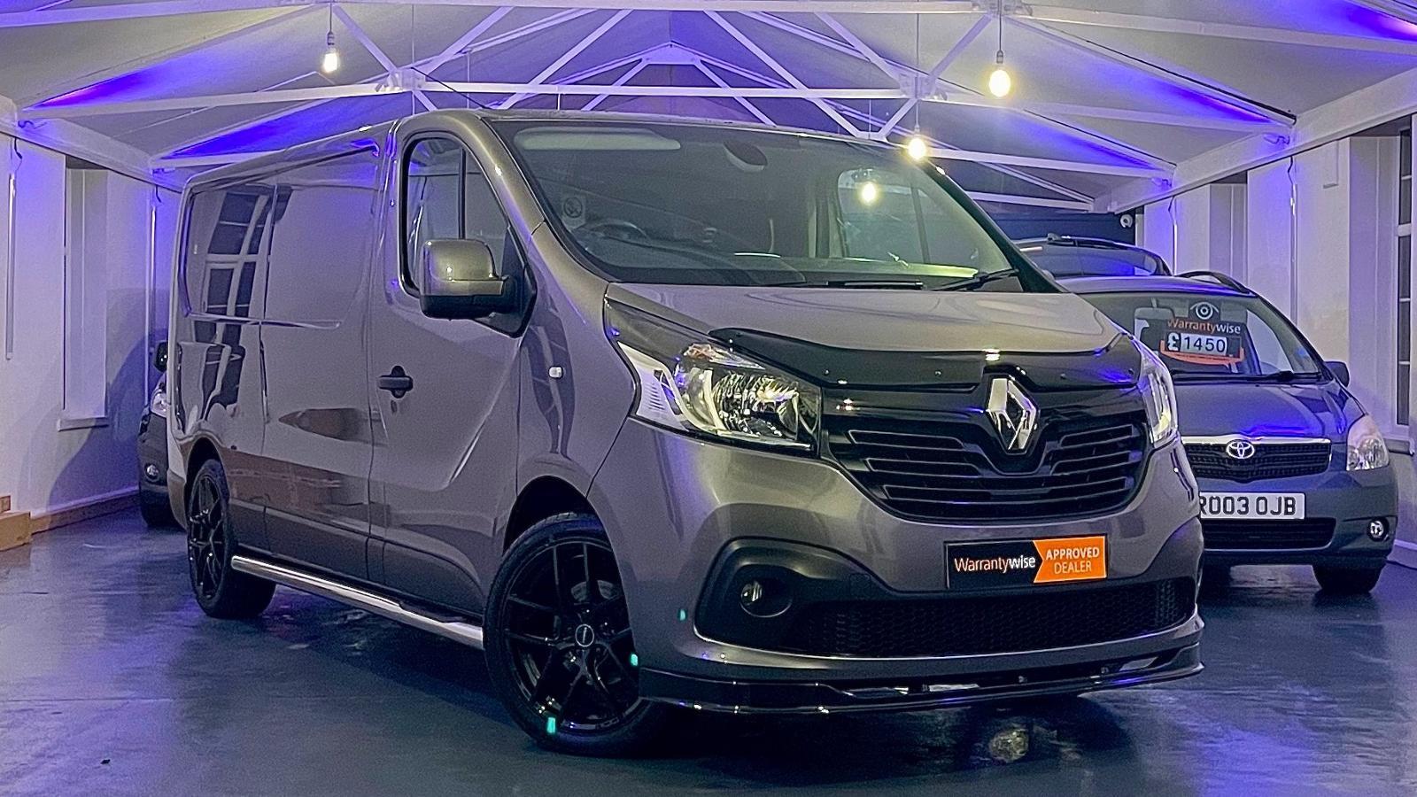 renault trafic modified