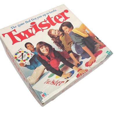 1998 TWISTER Action Game Milton Bradley Hasbro Colorful Floor Mat