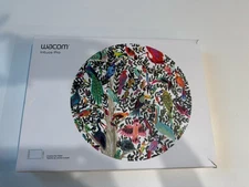 Wacom Intuos Pro PTH-660 Medium Bluetooth Graphics Drawing Tablet & Accessories