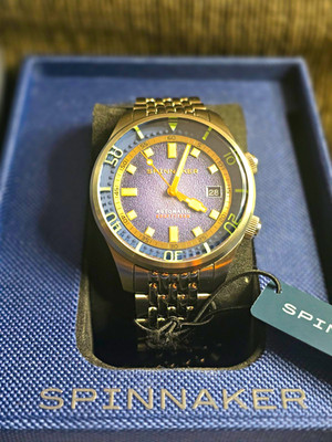 Spinnaker Bradner Automatic Diver Watch 180m Pacific Blue Dial Steel Bracelet