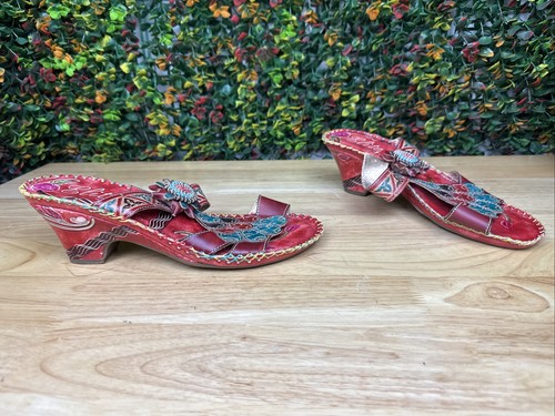 Corkys Elite Shoes Sandals Floral Navajo Bohemian Boho Red Green Womens 10 GUC - Picture 4 of 9