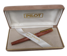 Pilot Custom Wood Fountain Pen  14 Kt Gold Medium Pt New In Box