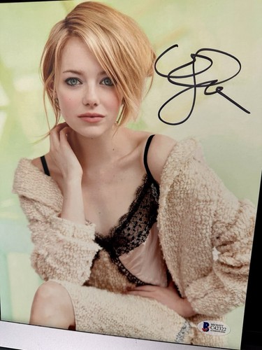 EMMA STONE SIGNED PHOTO 8X10 SPIDER MAN AUTOGRAPH ZOMBIELAND FEET BECKETT COA 2 - Picture 2 of 3
