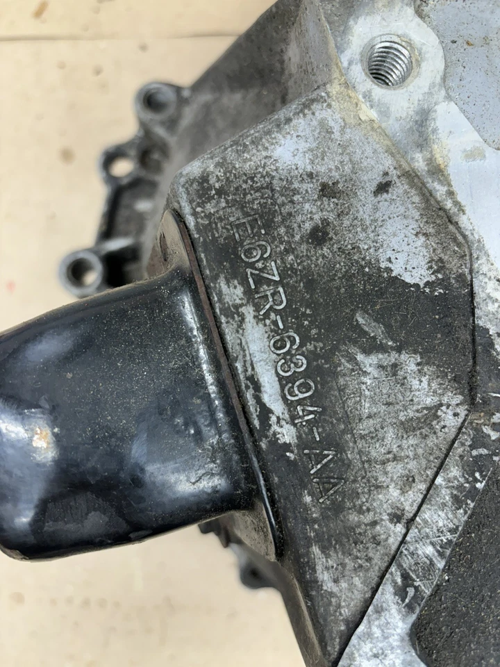 1986 1987 88 89 90 T5 SBF 5 velocidades cable campana carcasa Ford transmisión manual Oe Foto 3 de 4