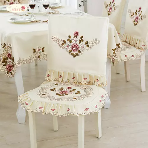 Roses chair online covers
