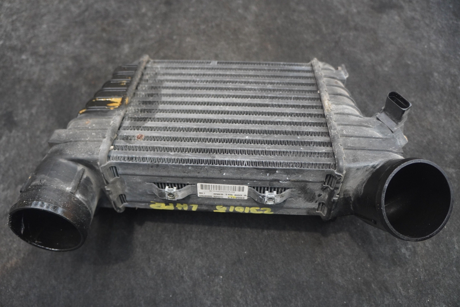 Left Turbo Intercooler Charge Air Cooler 3W0145803A Bentley Continental GT 2005