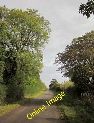 Foto 12x8 New Road, Colston Bassett mit Blick in die andere Richtung von t c2014