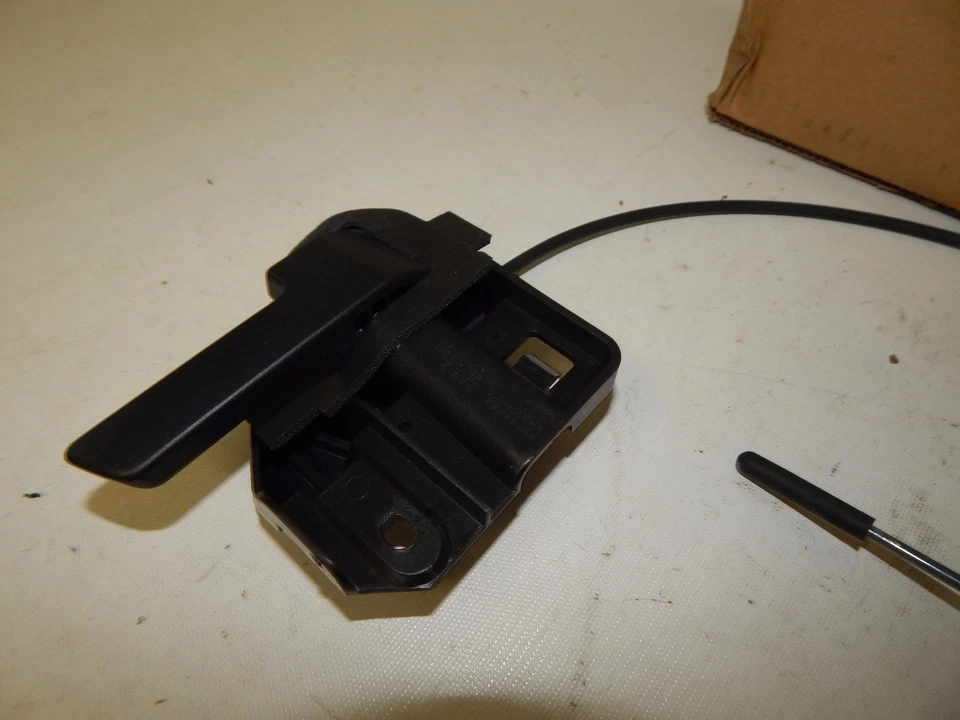 Nuevo conjunto de mecanismo de actuador de cerradura de puerta Ford Freestar 2004-2007 fabricante de equipos originales Foto 3 de 4