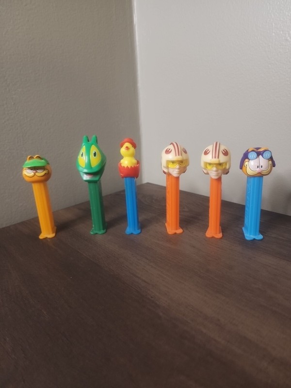Vintage 1980's-1990's Pez Dispensers Lot Of 6 Garfield Star Wars