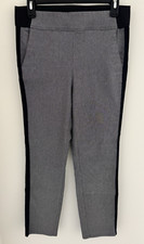 Simply Vera Wang Size Medium unlined gray and black stretch pants