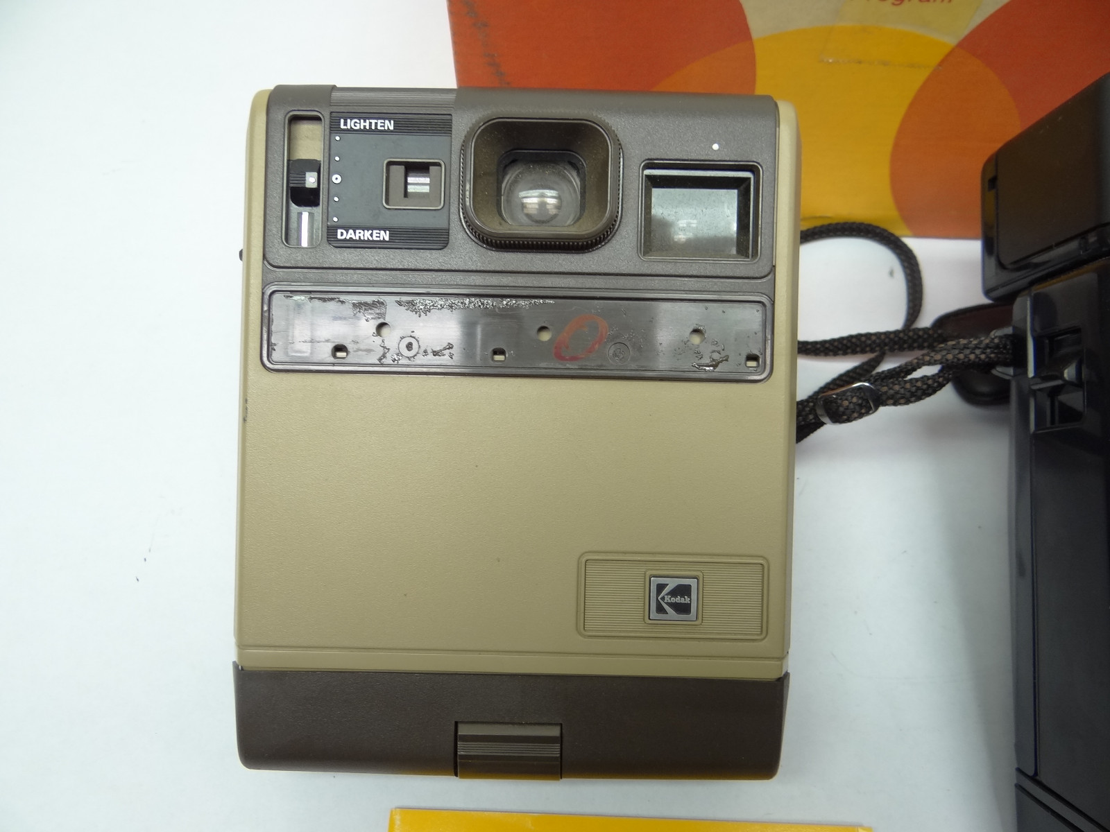 Vintage Kodak Instant Kodamatic HS14410 Color Burst 300 Partytime II