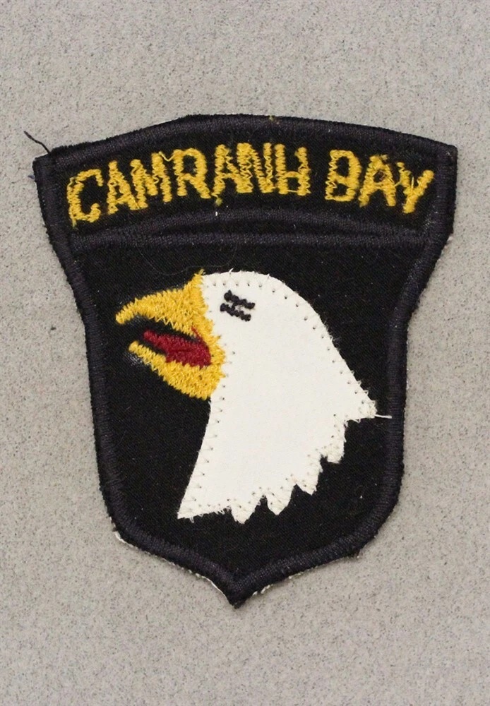 Army patch 6331: 101st Airborne Division "Camranh Bay" - Asian made