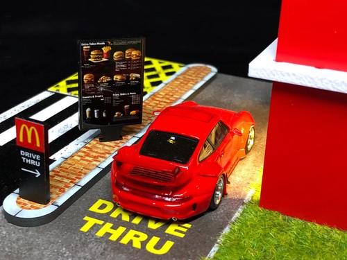 Diorama scala 1/64 auto garage modellino auto parcheggio sfondo scena modello regalo - Foto 52 di 147