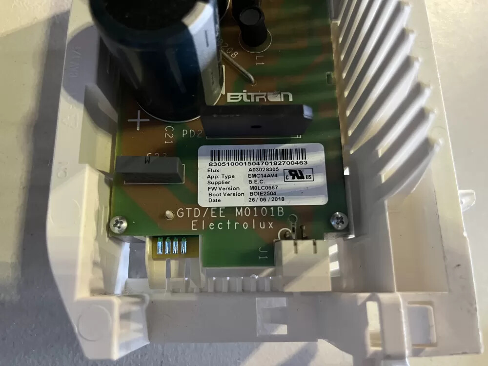おまとめ【q131】【q451】 Electrolux A03028305 Control Board AZ41258 | V409 | eBay