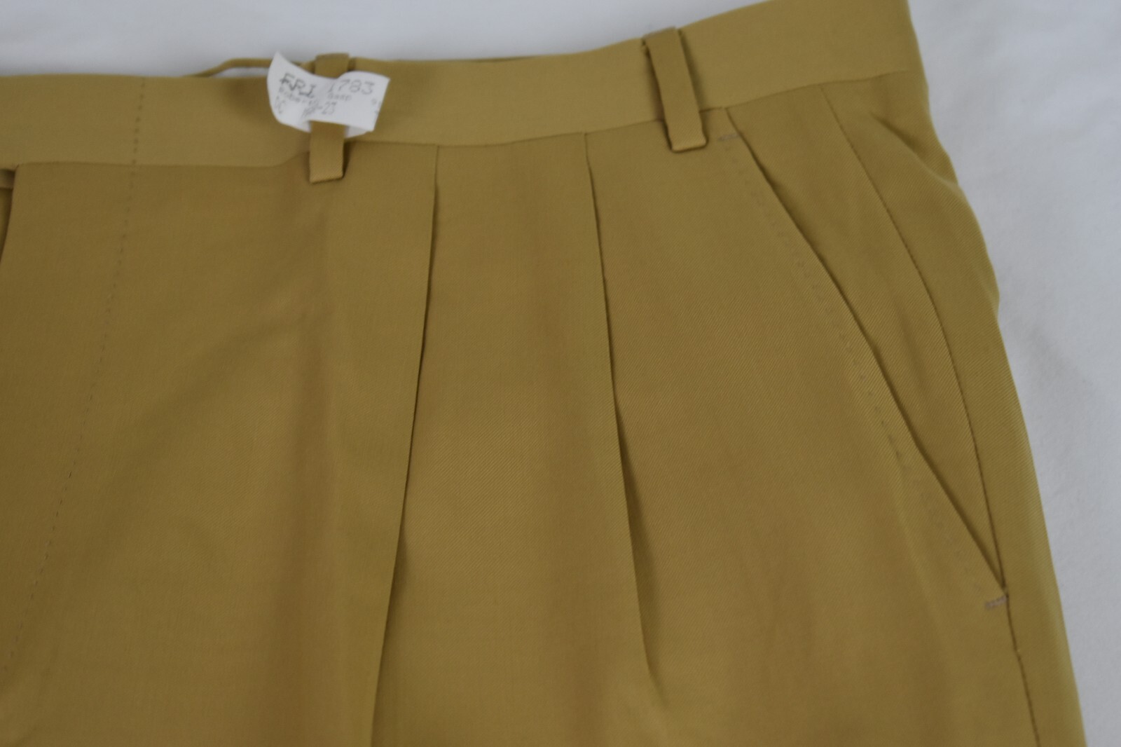 Perfect $1895 CANALI Solid Beige Side Vent Suit 4… - image 11