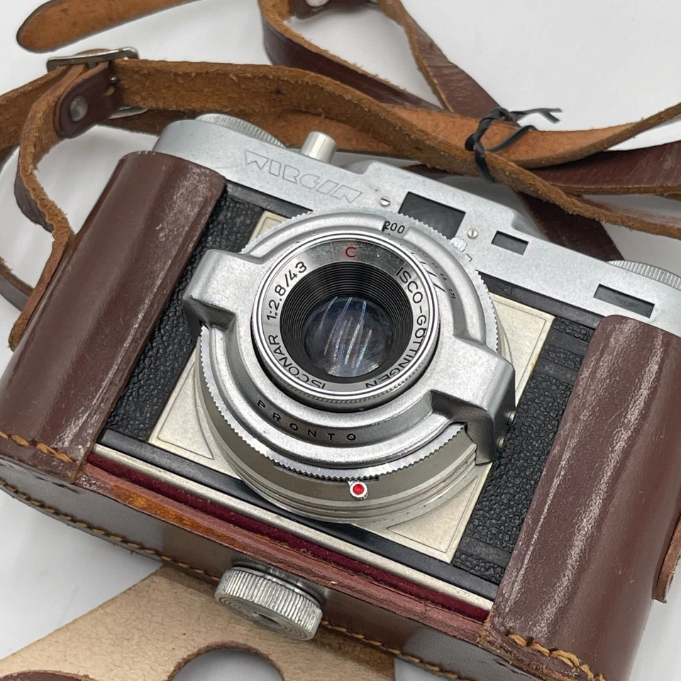 VINTAGE GERMANY WIRGIN EDIXA 35mm SLR CAMERA With CASE Dry Fired - Untested - image 3 of 4