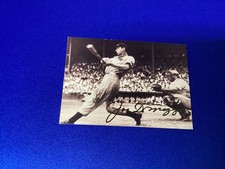 1991 Pacific Cards Gold Signature Series - Joe DiMaggio - New York Yankees